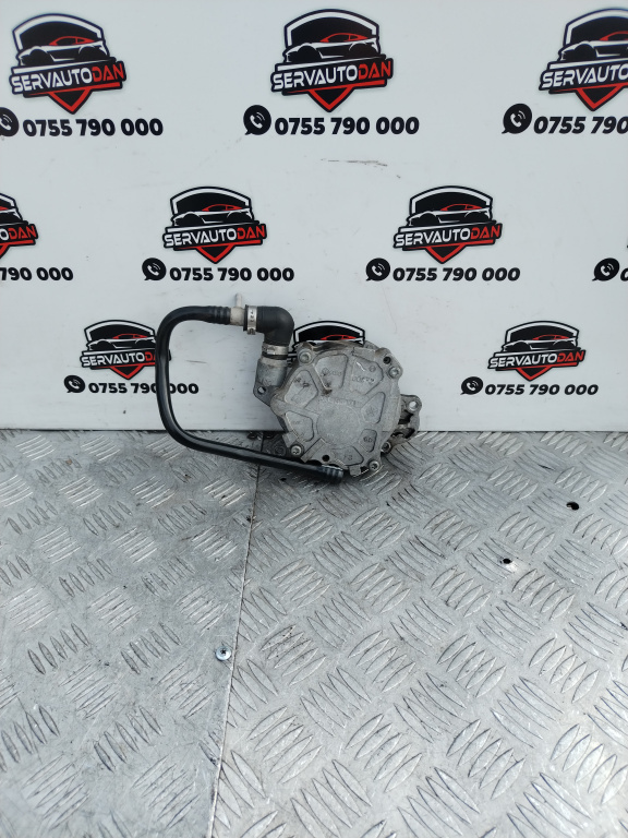 Pompa vacuum Audi A4 facelift (2011-2015) [B8] 2.0 Motorina 2012, 03L145100F