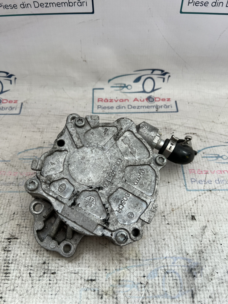 Pompa vacuum Audi A5 2.0 2013, 03L145100F