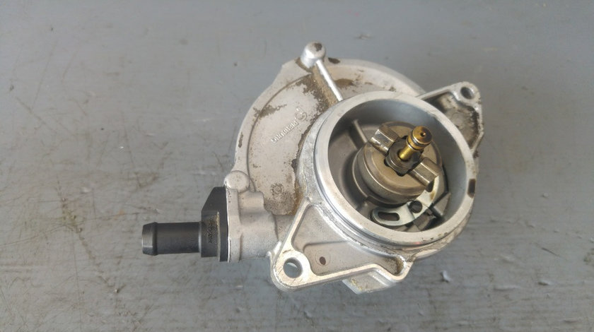 Pompa vacuum audi a6 4f 2.7 tdi 057145100ae