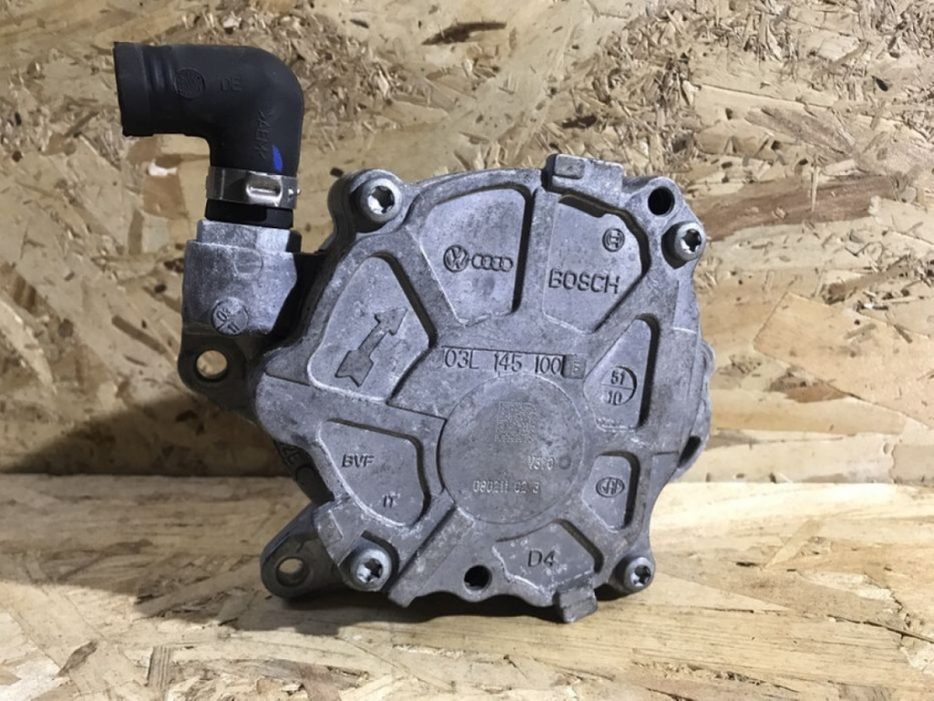 Pompa vacuum Audi A6 4F facelift combi 2010 (03L145100)