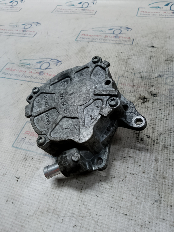 Pompa vacuum Audi Q5 2.0 2011, 03L145100F