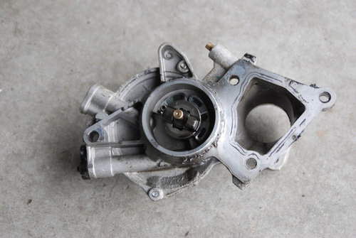 Pompa vacuum BK2Q-2A451-FA Ford Transit 2.2 TDCI an fab. 2011 - 2014