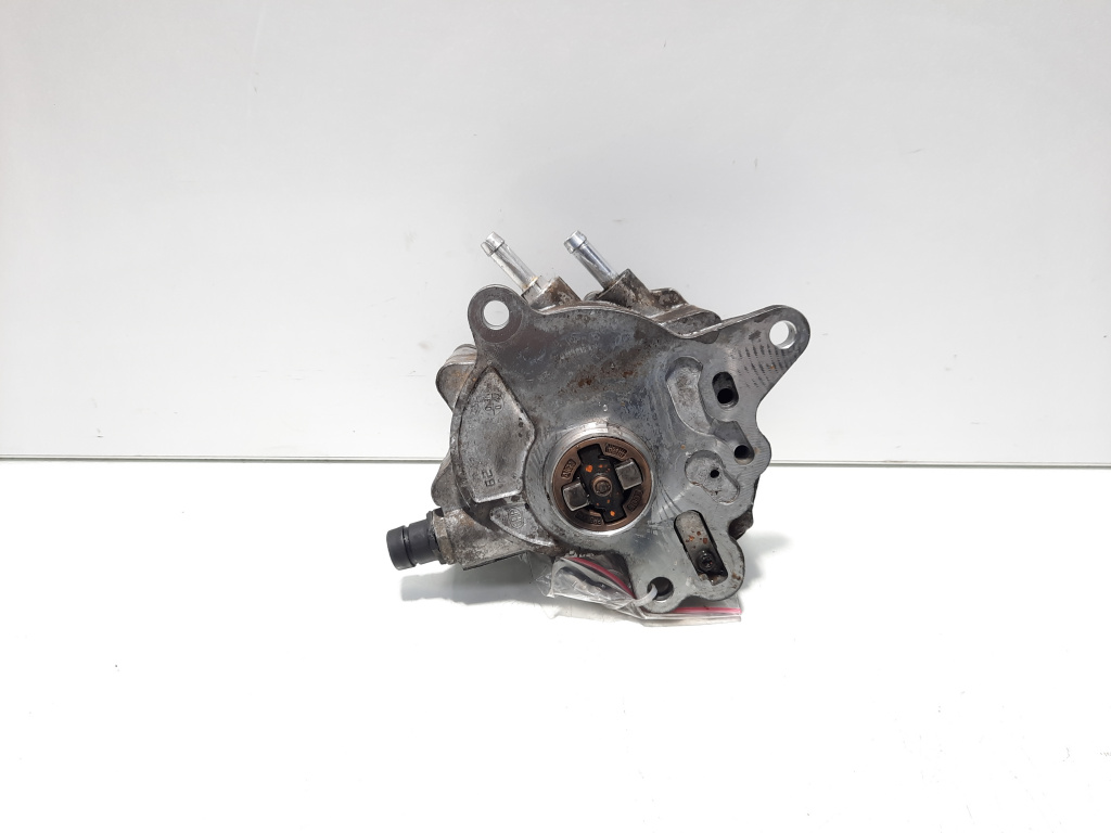 Pompa vacuum Bosch, cod 03G145209, Vw Golf 5 (1K1) 2.0 TDI, BKD (id:502549)