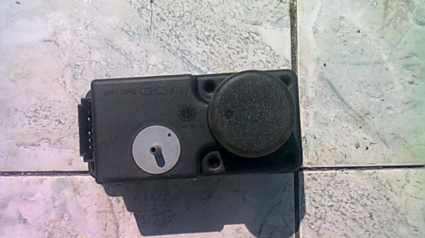 Pompa vacuum centralizare VW Golf 3