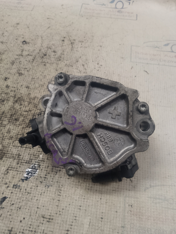 Pompa vacuum Citroen Picasso 1.6 2014, 9804021880