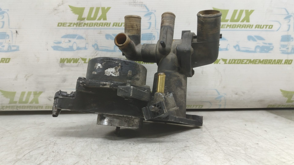 Pompa vacuum cu carcasa termostat 2.0 tdci FMBA 1c1q-8594 Ford Mondeo MK3 [2000 - 2003]