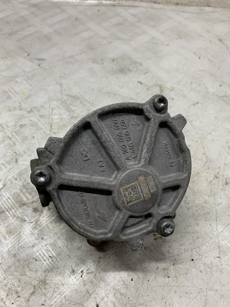 Pompa vacuum Dacia Duster 1.3 Benzina 2019, 146508066R