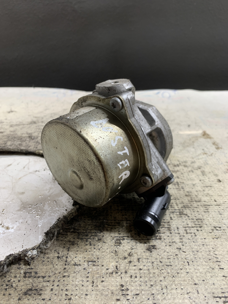Pompa vacuum Dacia Duster 1.5 Motorina 2019, 146502327R