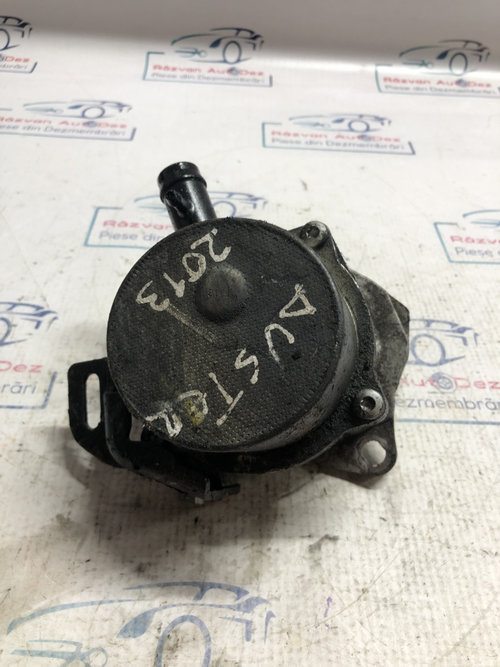 Pompa vacuum Dacia Duster 2013, 146505272R