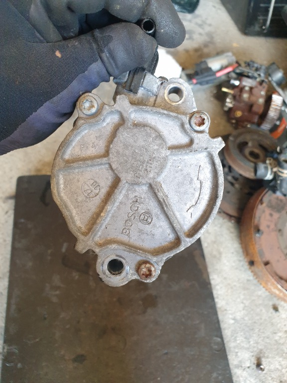 Pompa Vacuum Ford Focus 2 1.6 tdci 2009