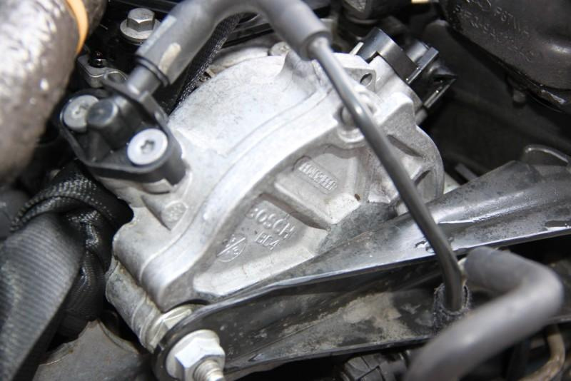 Pompa vacuum Ford Focus 3 2011-2015 9804021880