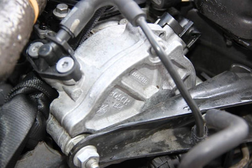 Pompa vacuum Ford S-Max facelift 2010-2014 9804021880