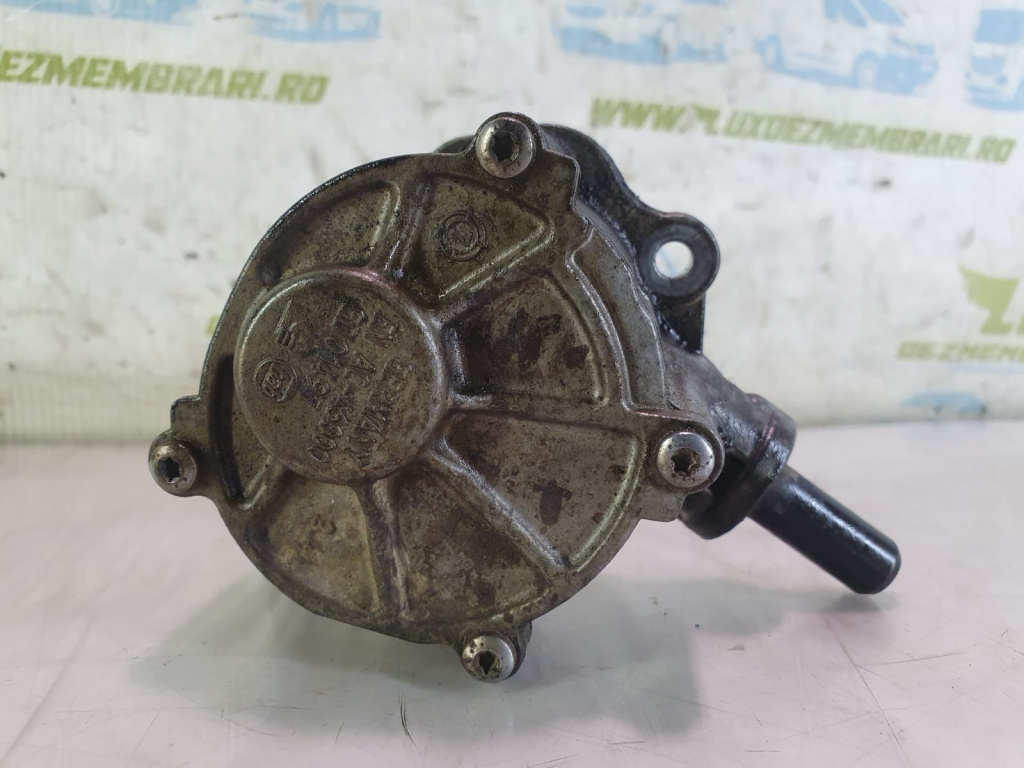 Pompa vacuum gd01497 2.2 cdi om651921 Mercedes-Benz C-Class W205/S205/C205 [2014 - 2018] 2.2 cdi om651921