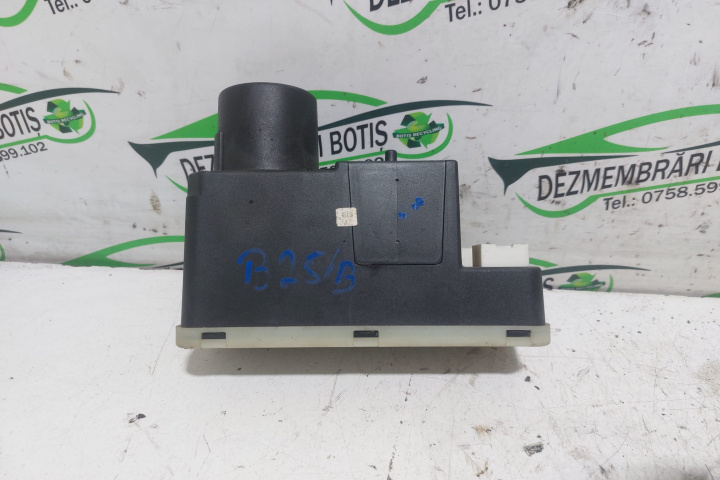 Pompa vacuum inchidere 4 A0 862 257 G Audi 80 8C/B4 [1991 - 1996] Sedan 1.9 TDI MT (90 hp)