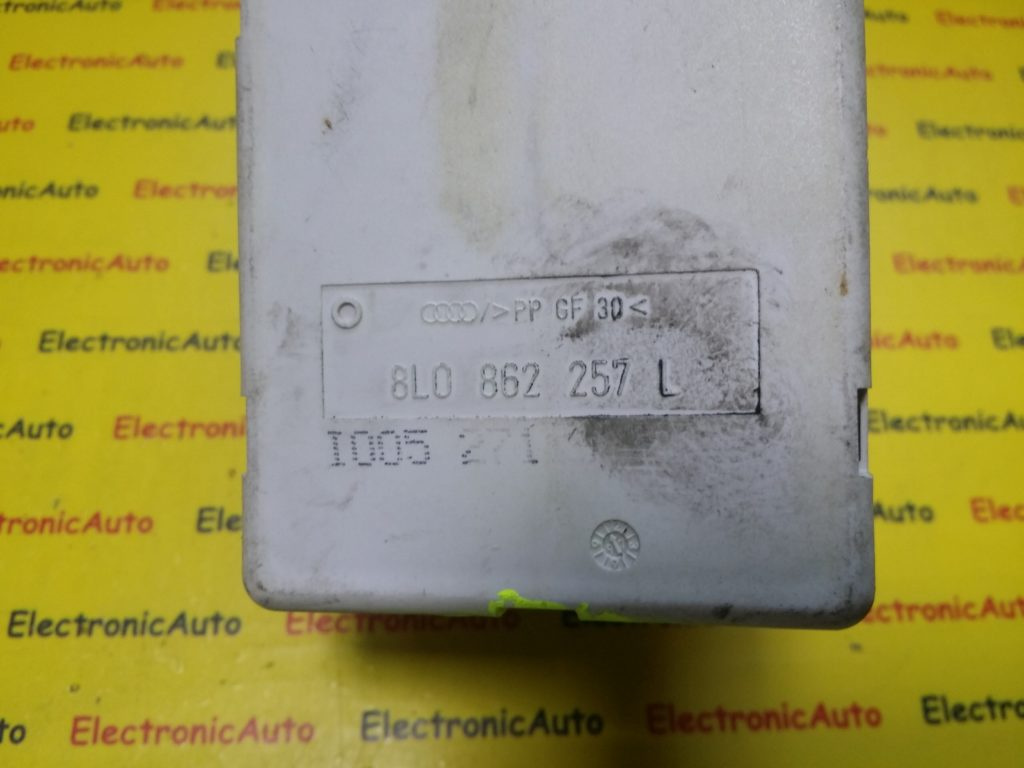 Pompa Vacuum Inchidere Centralizata Audi, 8L0862257L