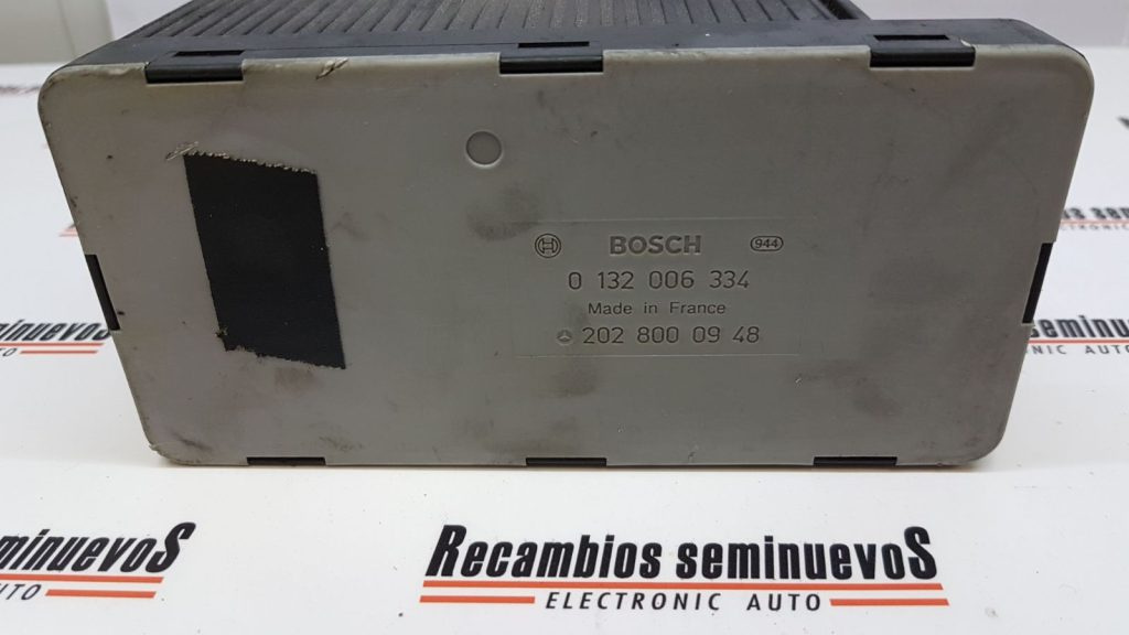 Pompa vacuum inchidere centralizata Mercedes C, 0132006334, 2028000948,