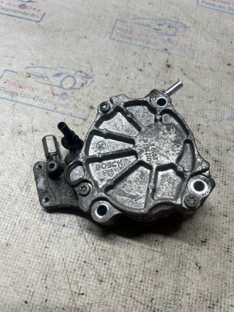 Pompa vacuum Land Rover Range Rover Evoque 2.2 Motorina 2012, D171B1C22010X