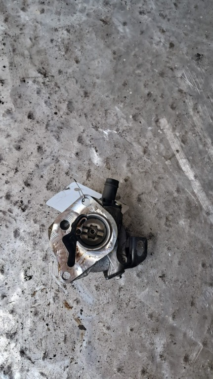 Pompa vacuum Mercedes A W176 1.5 CDI cod motor OM607951 an 2015 cod 146505272R