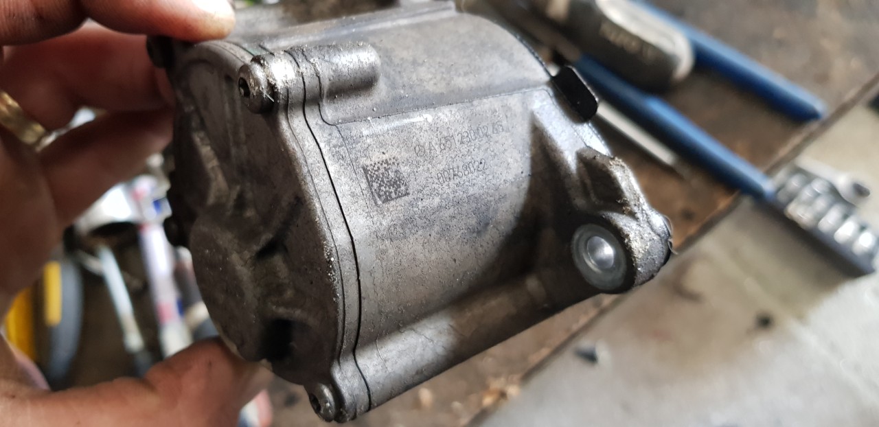 Pompa Vacuum Mercedes C-Class W204 2.2 CDI 2010 2011 2012 2013