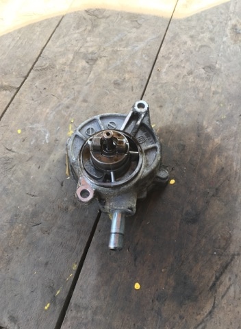 Pompa vacuum Mercedes C class w204 2007