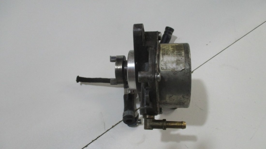 Pompa vacuum motor Fiat Doblo 1.3 JTD an 2000 2001 2002 2003 2004 2005 2006 2007 2008 2009