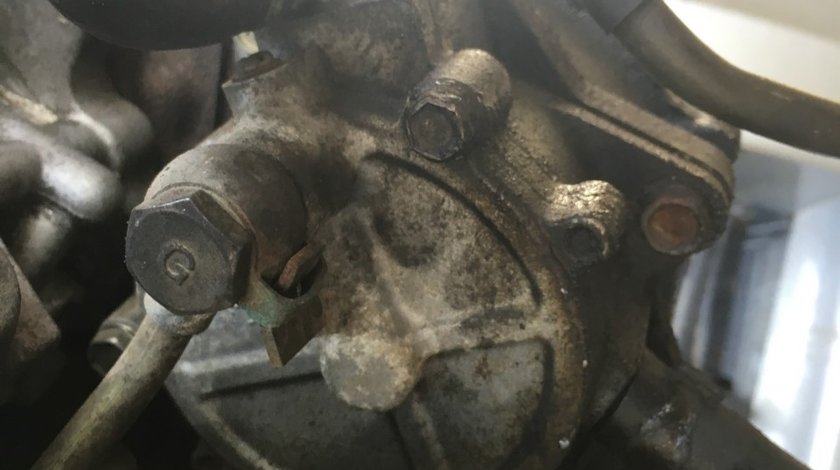 Pompa vacuum Nissan Navara D22 2.5 diesel