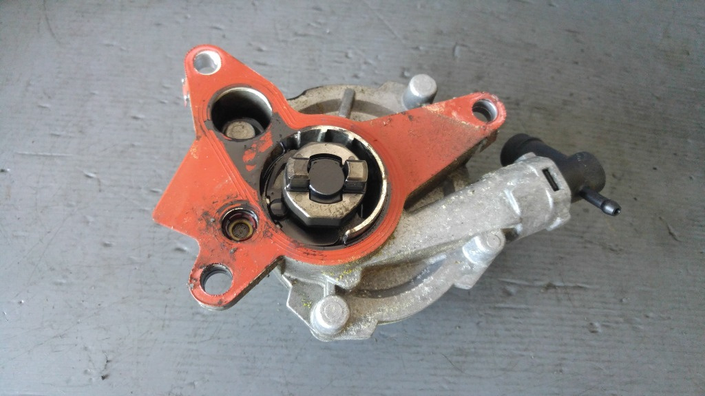 Pompa vacuum nissan qashqai 1.6 dci r9m 146503760r