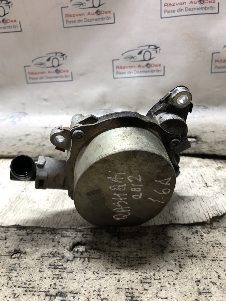 Pompa vacuum Nissan Qashqai 1.6 Motorina 2012, 146503760R