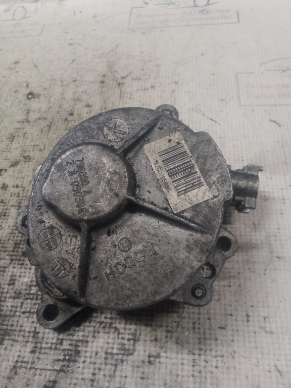 Pompa vacuum Nissan Qashqai 2012, 8200796080