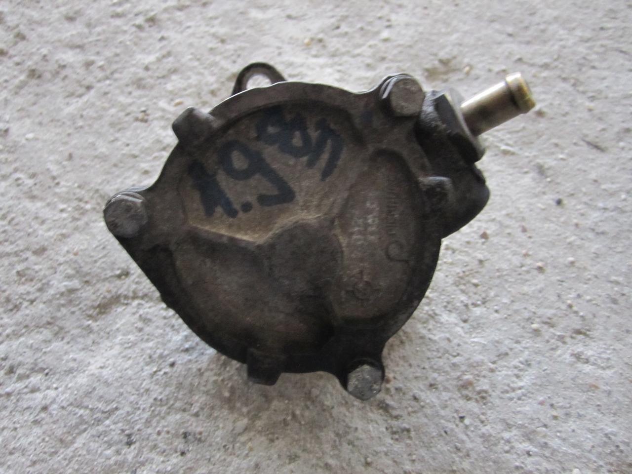 pompa vacuum opel vectra c 1.9 cdti