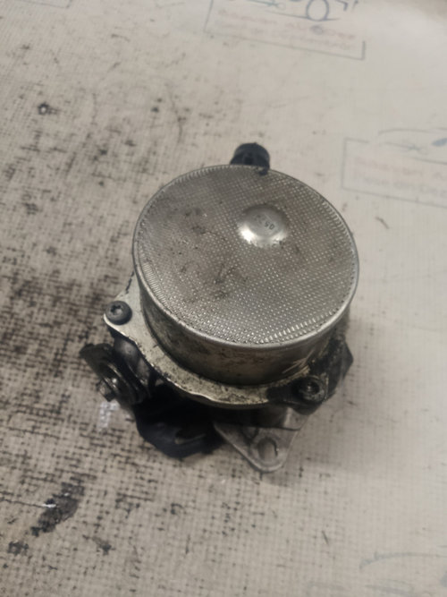 Pompa vacuum Renault Megane 3 2013, 8201005306B