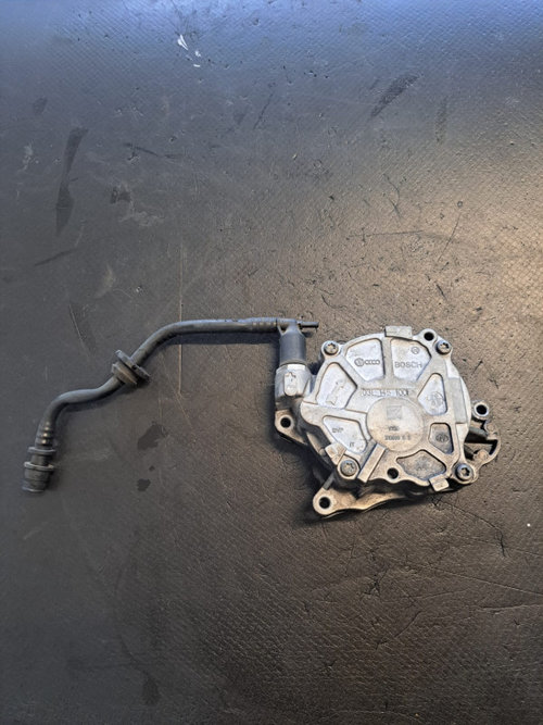 Pompa vacuum Skoda Octavia 2 1.6 TDI - COD 03L145100C