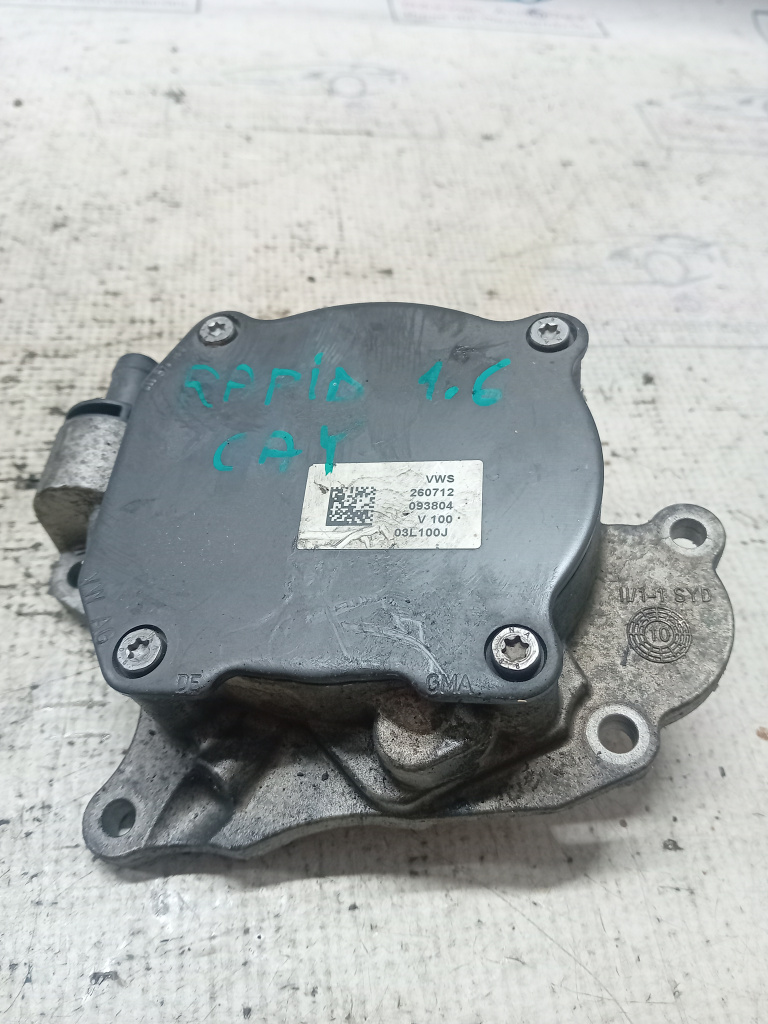 Pompa vacuum Skoda RAPID 1.6 2014, 03L100J
