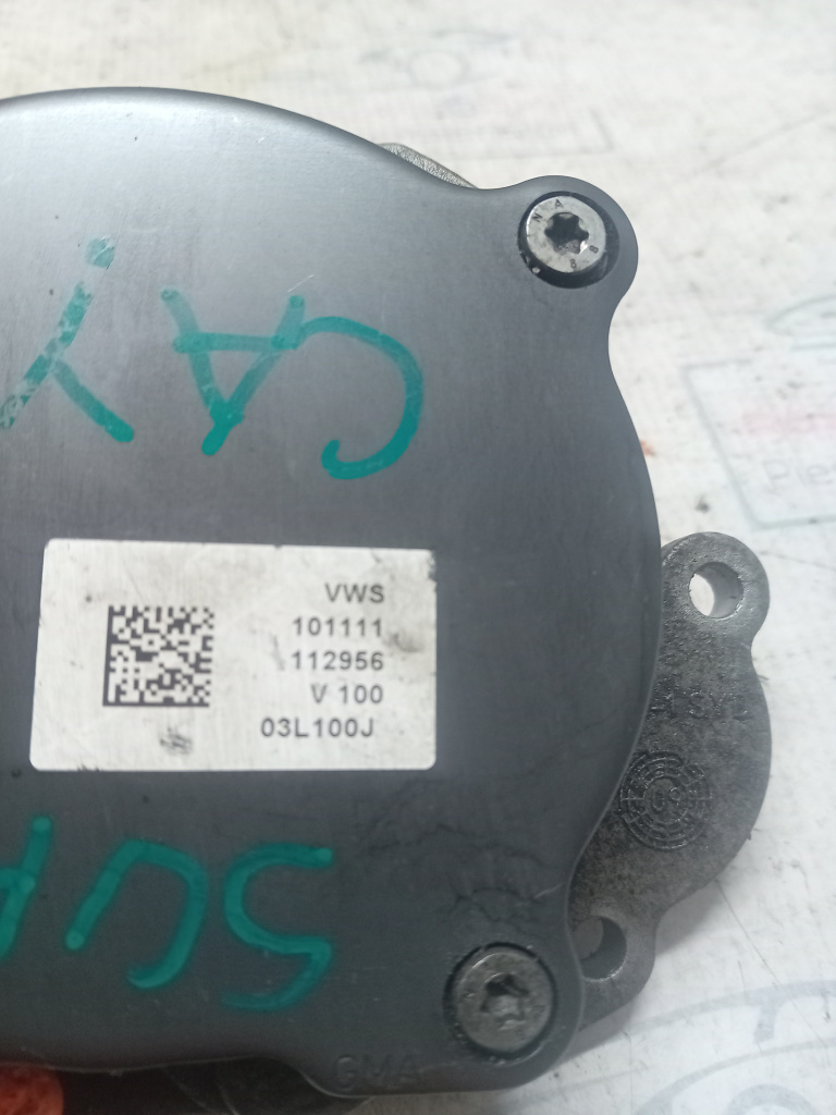Pompa vacuum Skoda Superb 2007, 03L100J