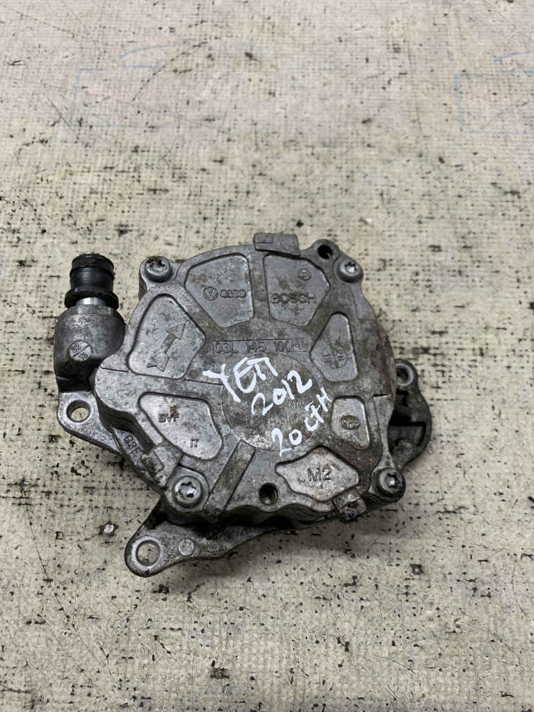 Pompa vacuum Skoda Yeti 2.0 Motorina 2012, 03L145100F