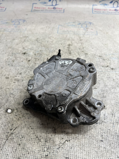 Pompa vacuum Skoda Yeti 2.0 Motorina 2012, 03L145100F