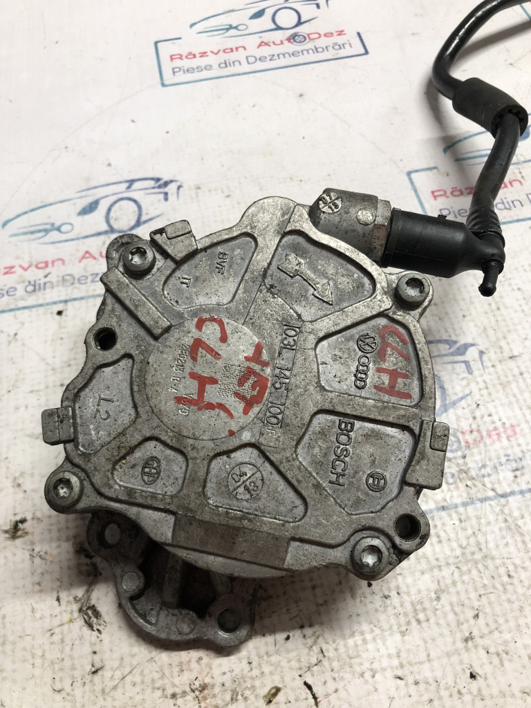 Pompa vacuum Skoda Yeti 2012, 03L145100F