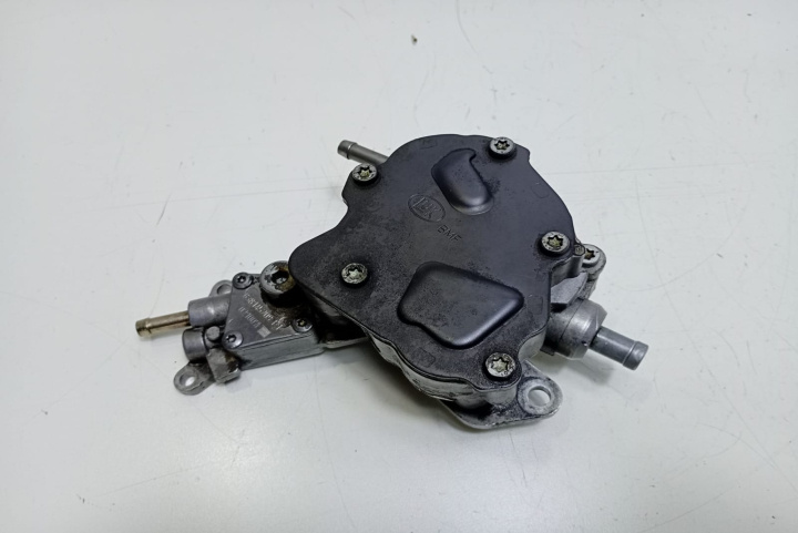 Pompa vacuum tandem 038145209E Volkswagen VW Passat B5.5 [facelift] [2000 - 2005]