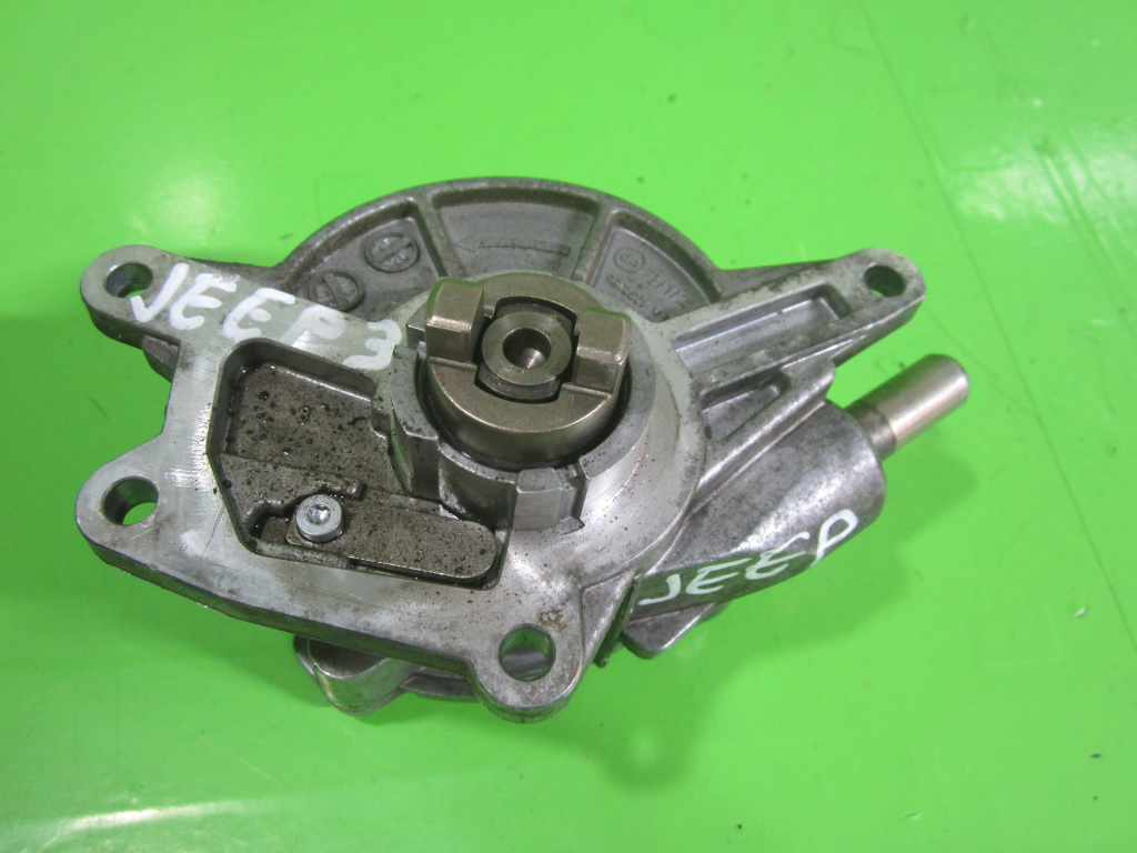 POMPA VACUUM / ULEI JEEP GRAND CHEROKEE 3 4x4 3.0 CRD FAB. 2006 - 2011 ⭐⭐⭐⭐⭐