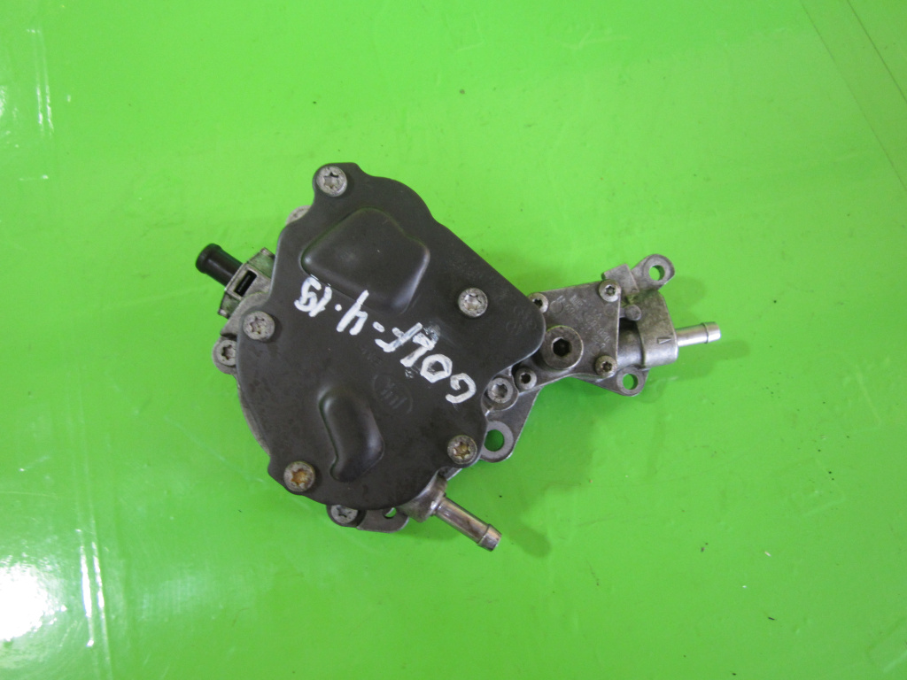 POMPA VACUUM / ULEI VW GOLF 4 1.9 TDI FAB. 1997 – 2005 ⭐⭐⭐⭐⭐