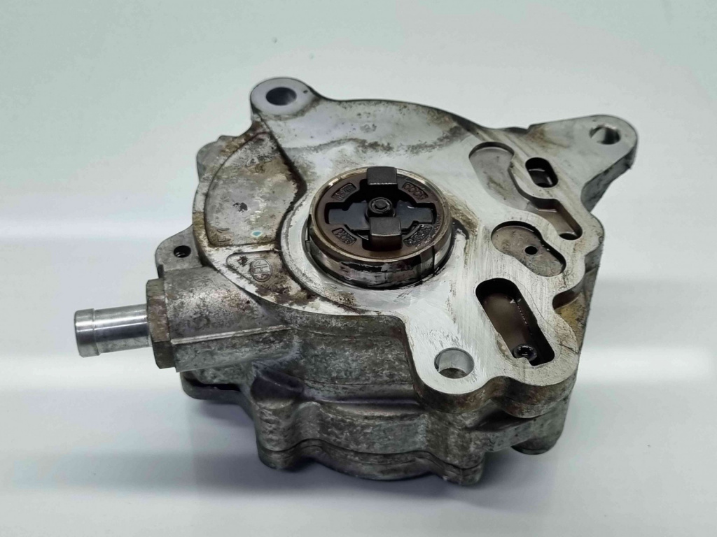 Pompa vacuum Volkswagen Passat B6 (3C2) [Fabr 2005-2010] 03G15209C 2.0 TDI BMR 2.0 TDI BMR 125KW / 170CP