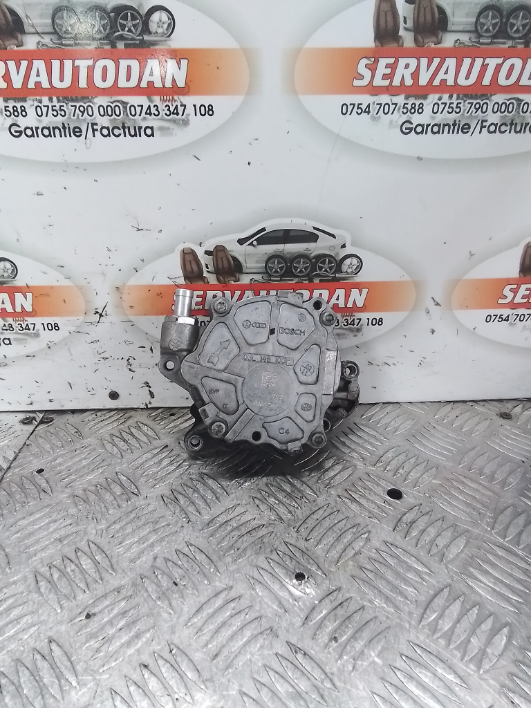 Pompa vacuum Volkswagen Passat B7 (2010-2014) 2.0 Motorina 2013, 03L145100P