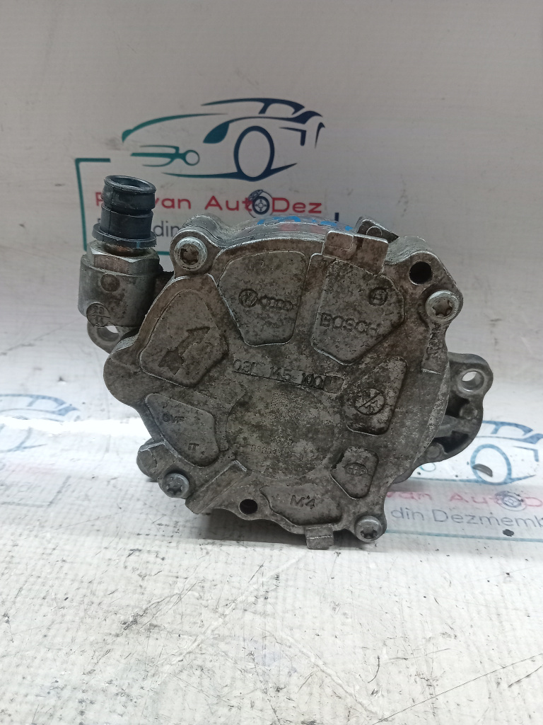 Pompa vacuum Volkswagen Passat CC 2.0 2011, 03L145100