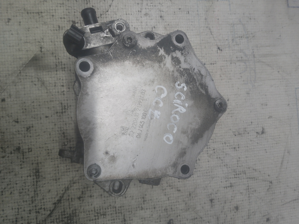 Pompa vacuum Volkswagen Scirocco 2012, 06J145100C