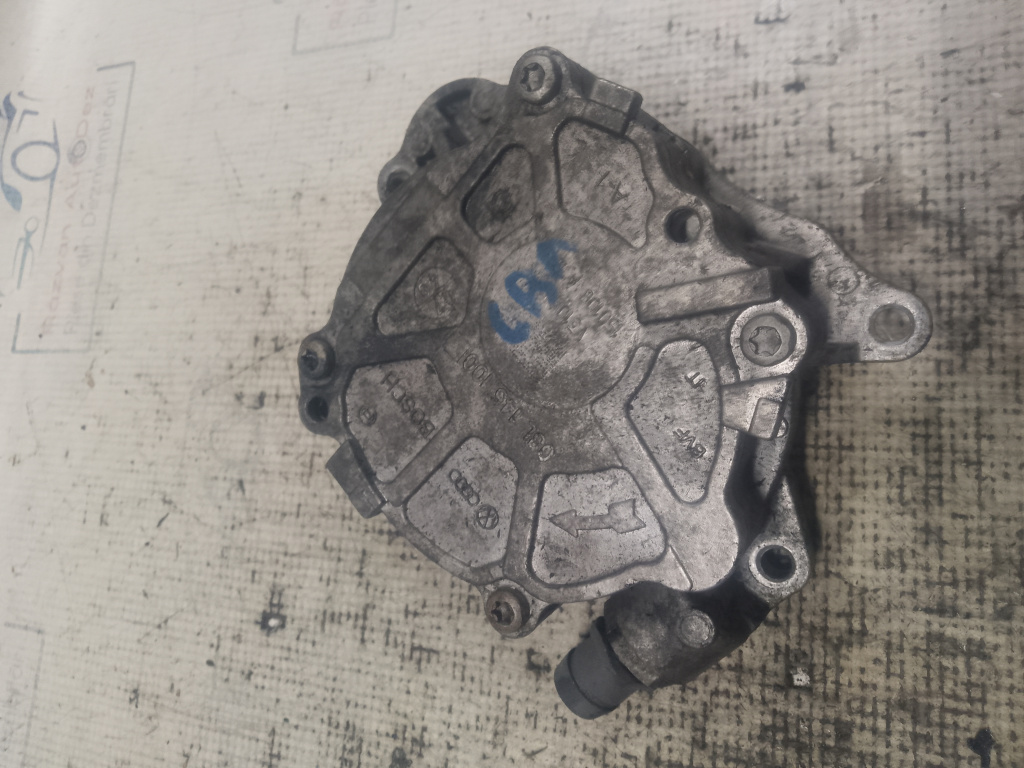 Pompa vacuum Volkswagen Tiguan 2.0 2010, 03L145100