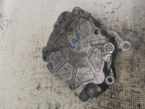Pompa vacuum Volkswagen Tiguan 2.0 2010, 03L145100