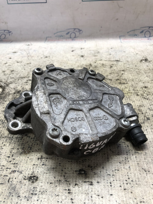 Pompa vacuum Volkswagen Tiguan 2.0 2012, 03L145100F