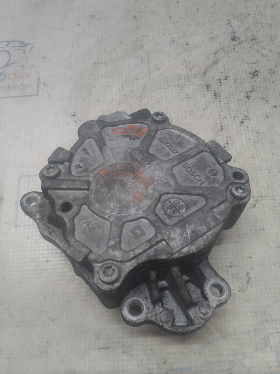 Pompa vacuum Volkswagen Tiguan 2012, 03L145100