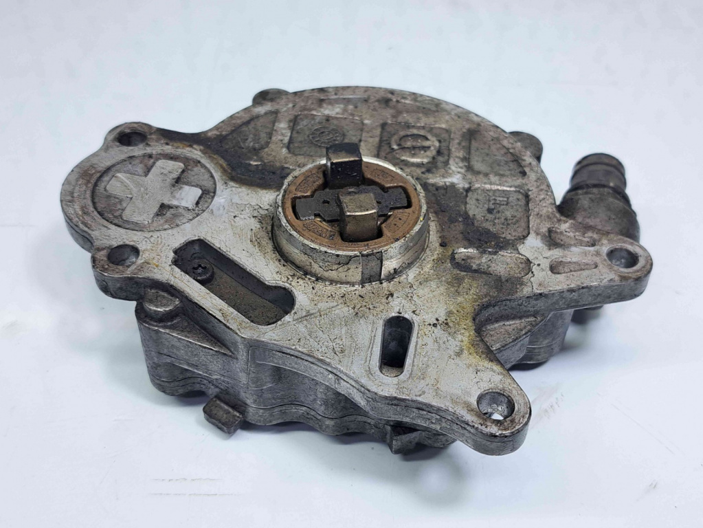 Pompa vacuum Volkswagen Tiguan (5N) [Fabr 2007-2016] 03L145100 2.0 DIESEL 2.0 DIESEL 103