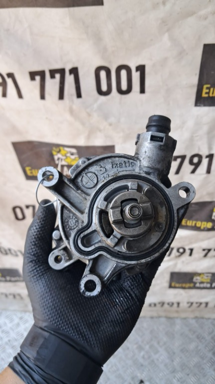 Pompa vacuum Volvo XC60 an 2012 motor 2.4 D5244T14 cod 31258031